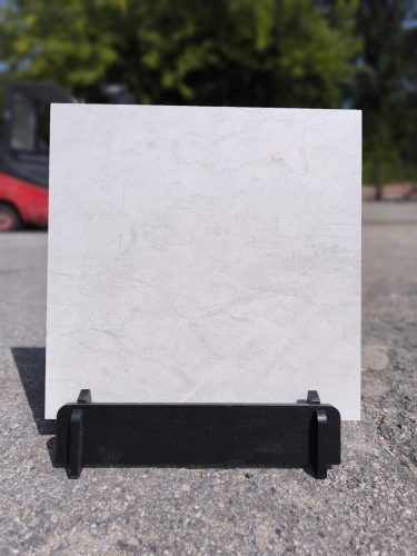 płytka imitująca marmur jasnoszara 60x60 gres matowy IC151