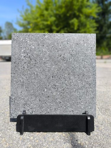 płytka imitująca ciemne lastryko 60x60 gres matowy IC147