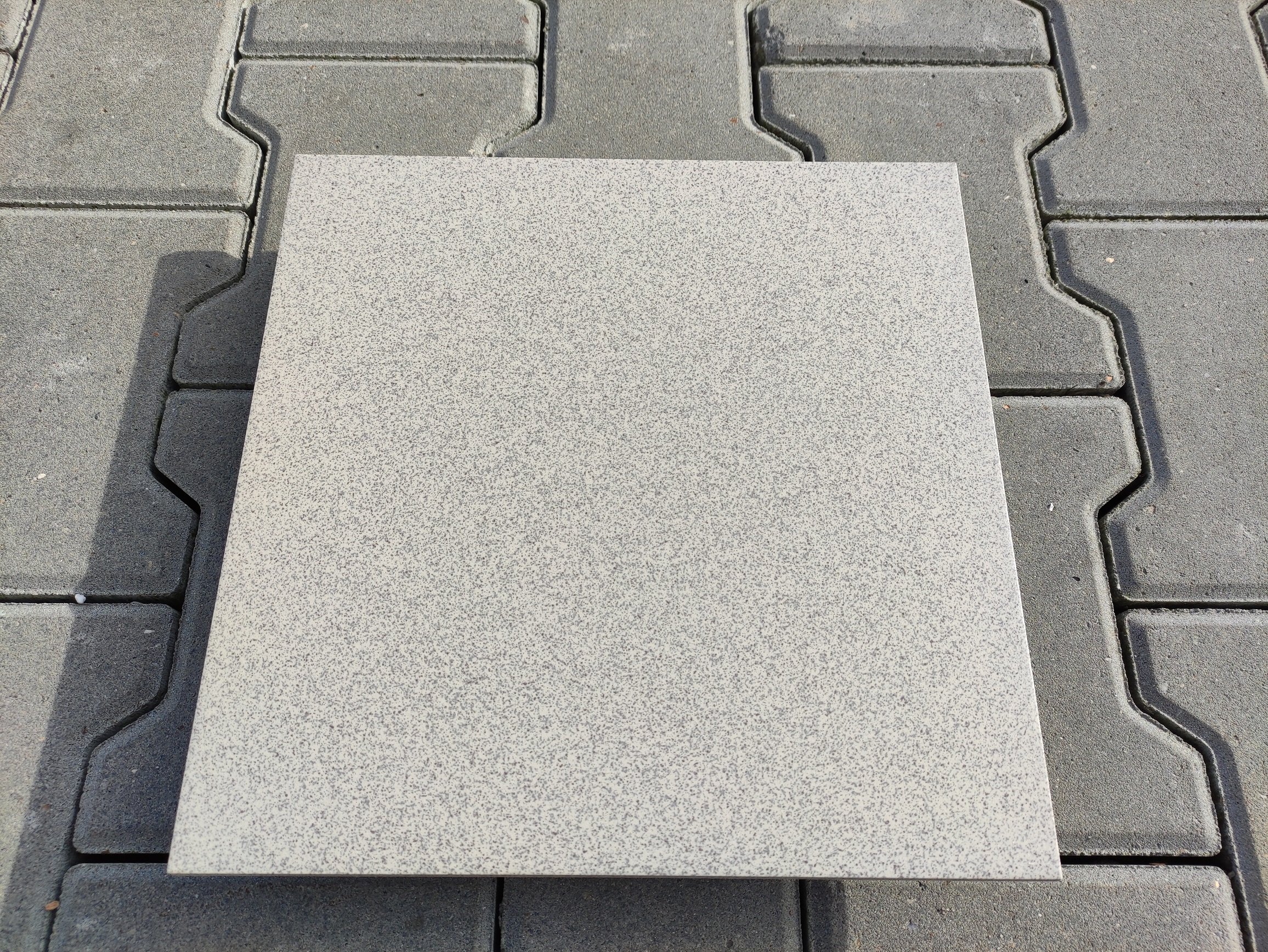 Pimento-Gres-Techniczny-30x30-G-2