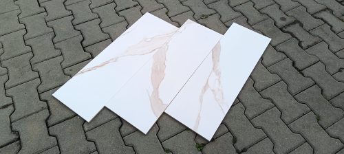 Płytka ścienna wzór marmuru