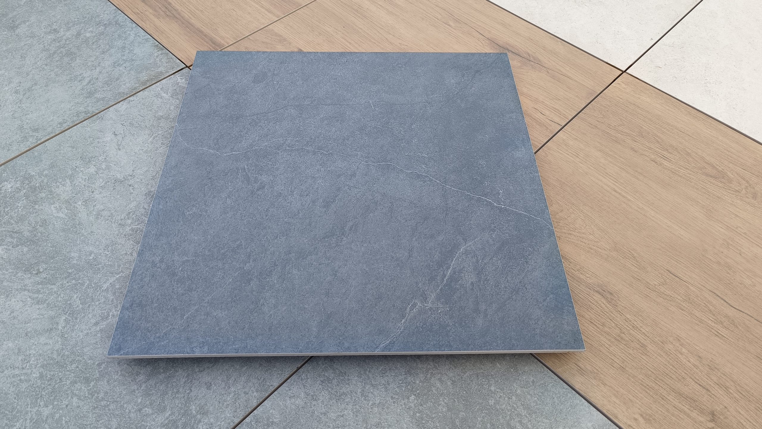 Pizarra Antracyt 60x60 G (2)