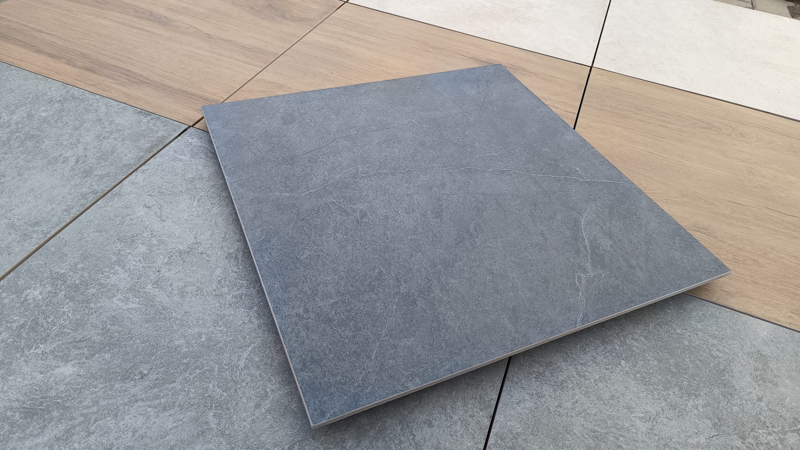 Pizarra Antracyt 60x60 G (3)