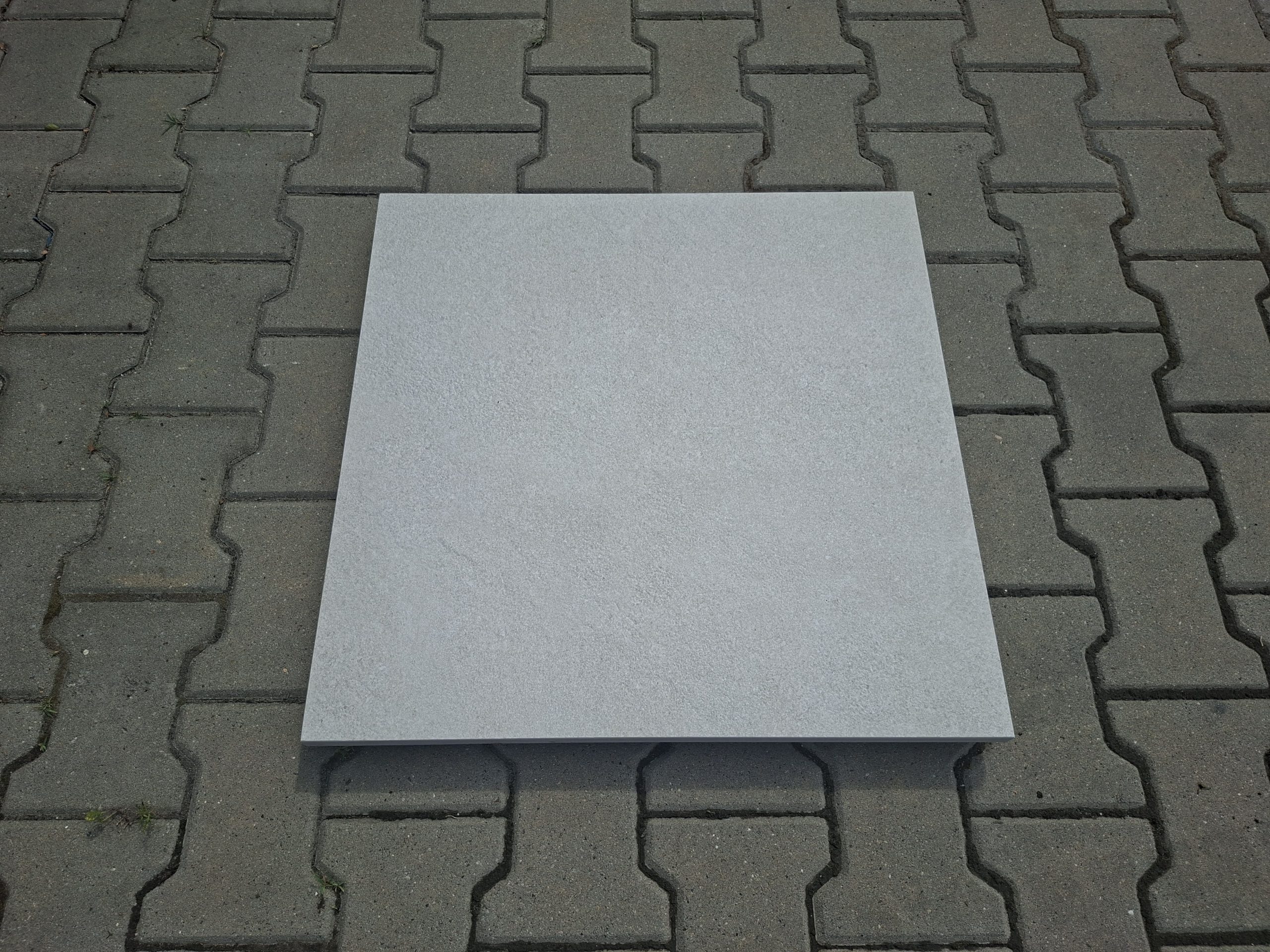 Clifton Hellgrau 60x60x20 gat (1)