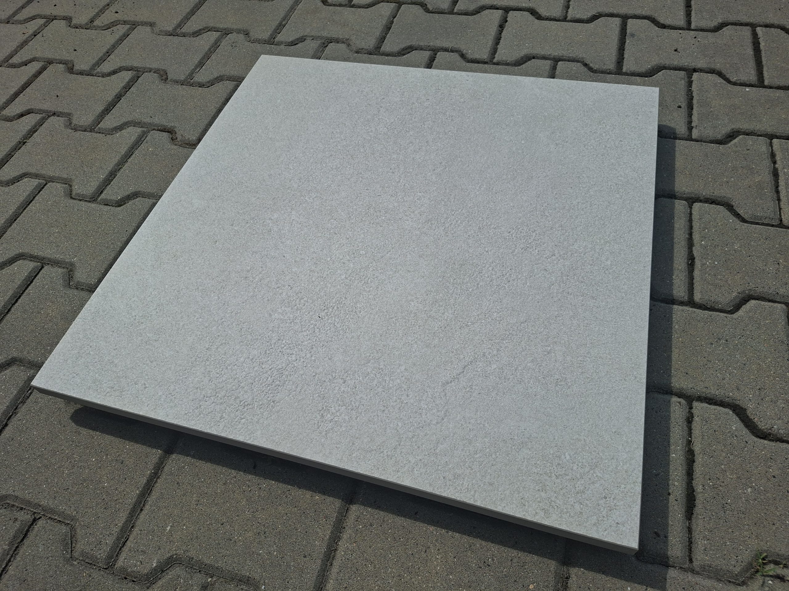 Clifton Hellgrau 60x60x20 gat (5)