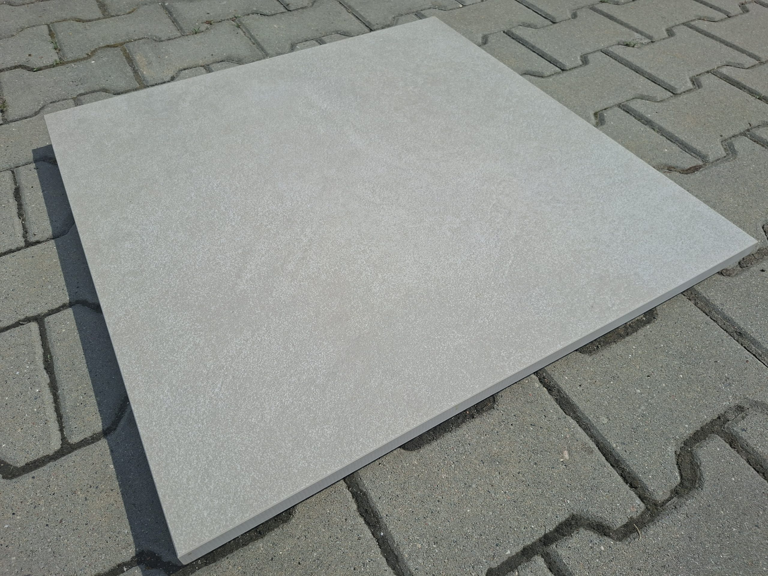 Stoneline Kiesel 60x60x20 Gat (5)